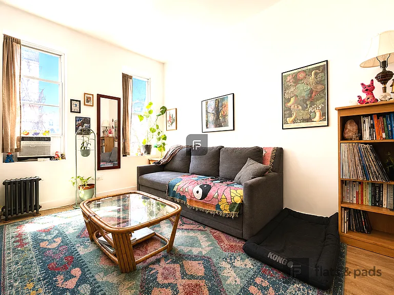 650 Rogers Ave #2R — Photo 3