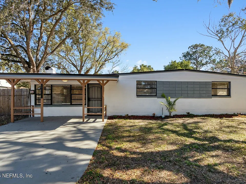 1731 Cortez Rd