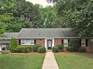 408 Dartmouth Rd, Winston Salem, NC 27104