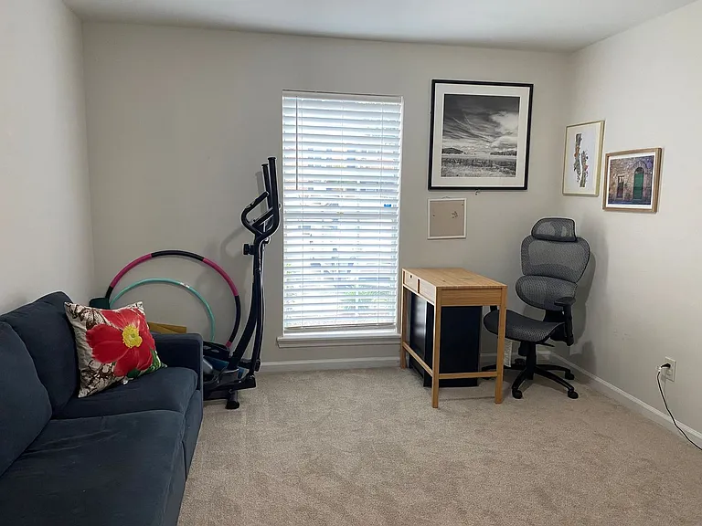 1688 Prince Ave #604 — Photo 37