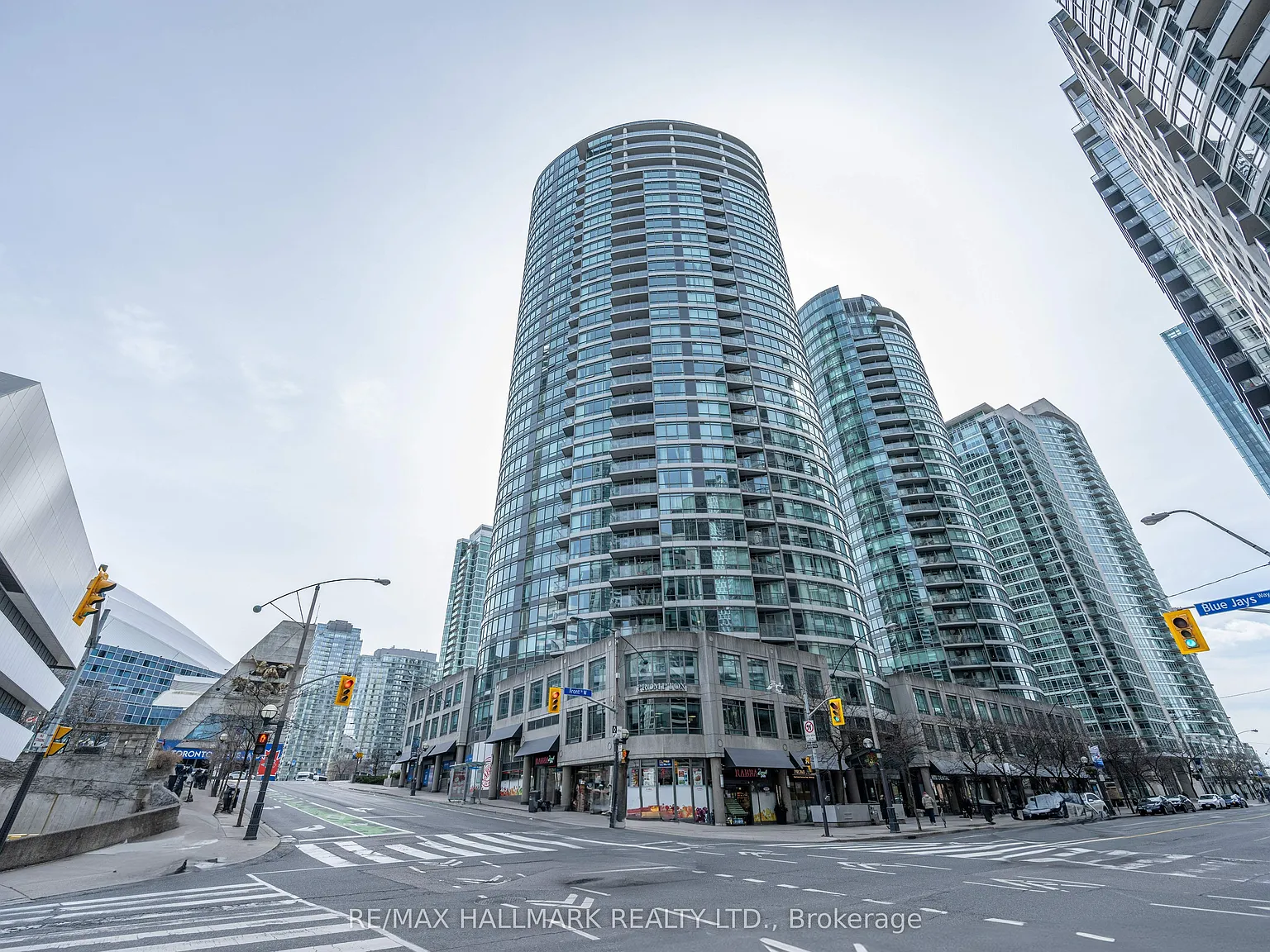 1 bed, $2,600 — Photo 1