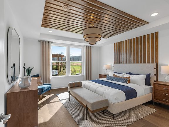 Mystique Owner s Suite