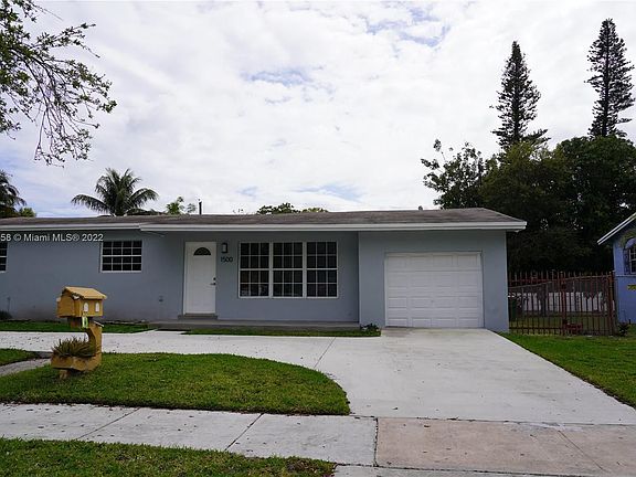 2nd image of 1500 NE 137th St