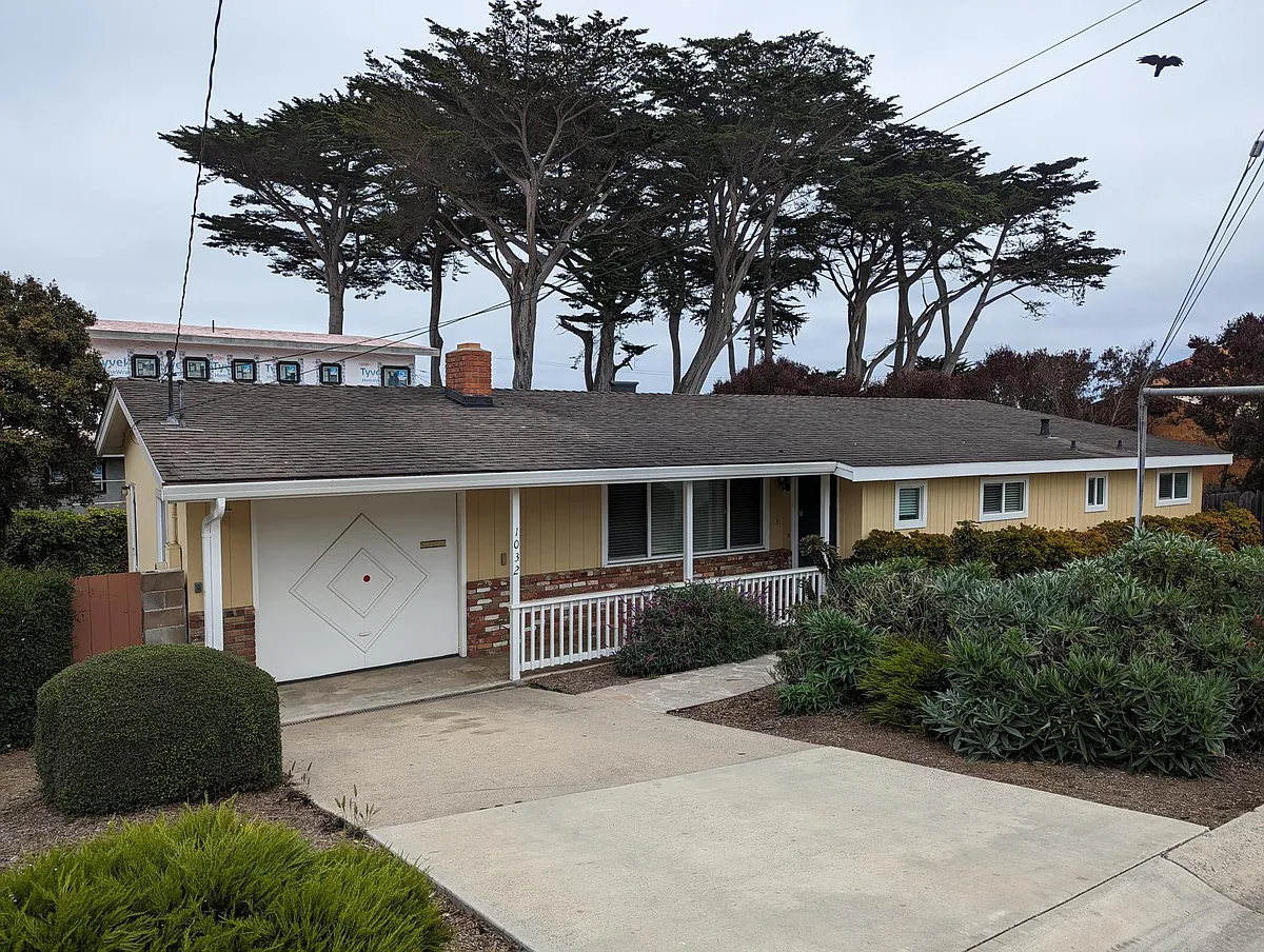 Home front - 1032 Balboa Ave