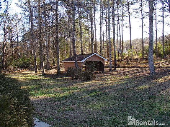 4th image of 2059 Christian Cir SE