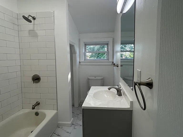 120 Bridge St #2 — Photo 4