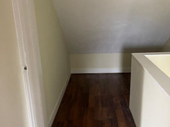 5th image of 71 Tremont St #2