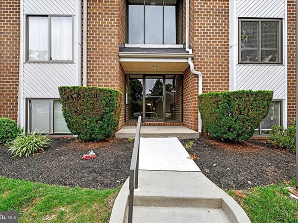 2 Mullingar Ct Unit 201, Lutherville Timonium, MD 21093