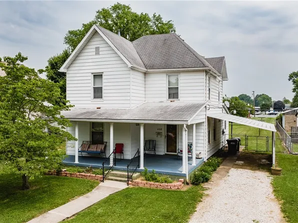 408 Elm St, Belpre, OH 45714