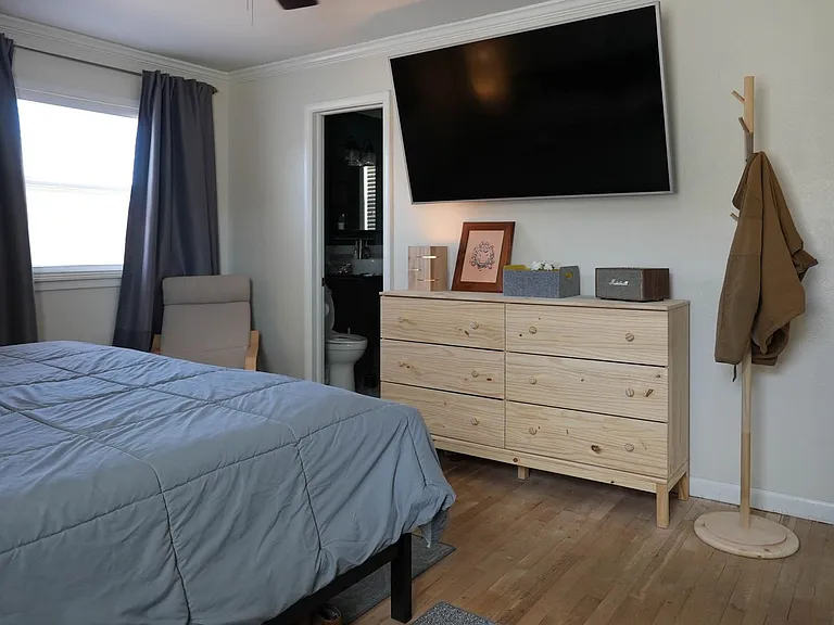 805 W Christopher Dr — Photo 16