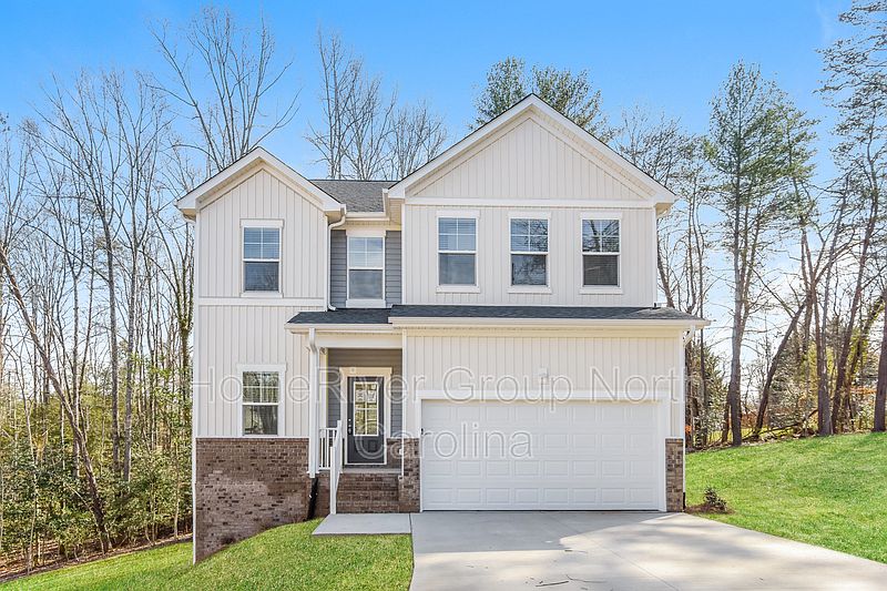1st image of 104 Birchwood Dr