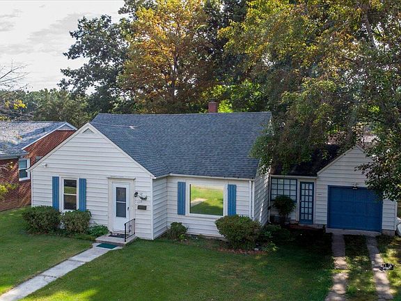 3rd image of 1228 Grace Ave