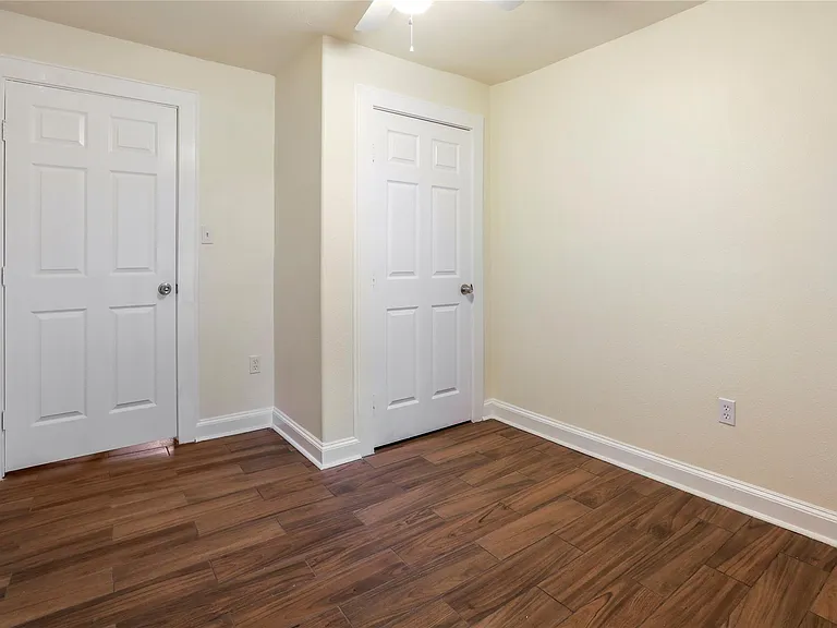 4606 Antha St — Photo 10