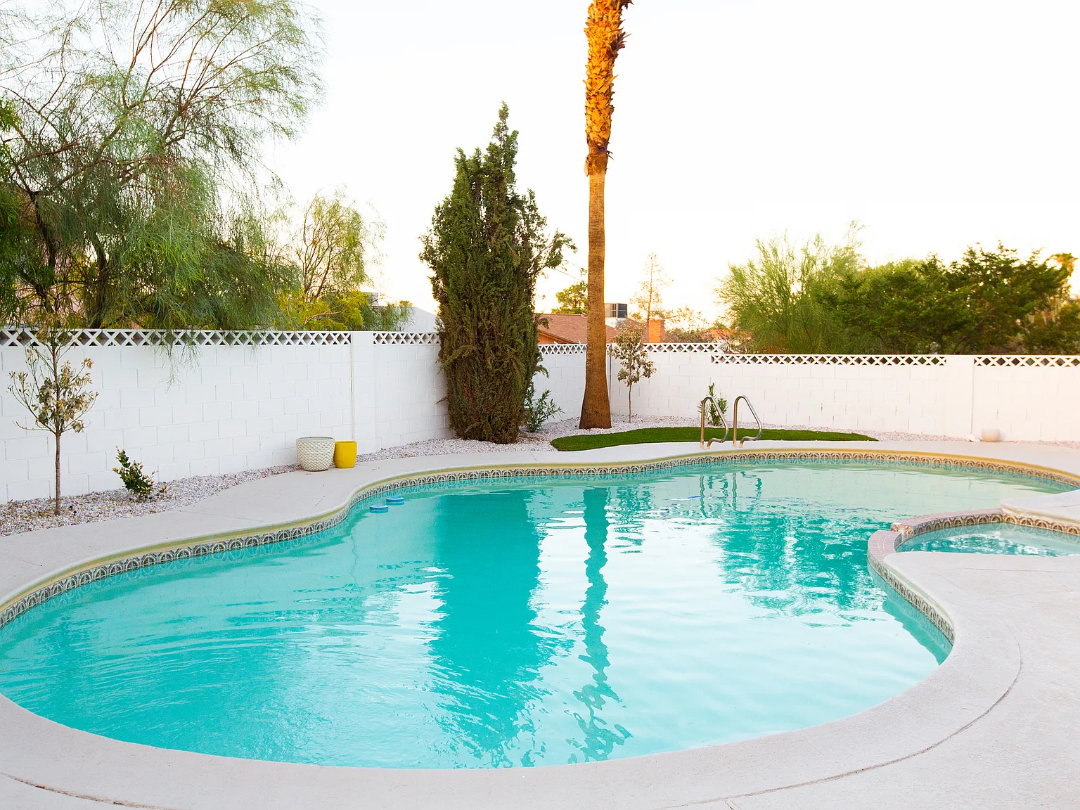 5 bed, 1691 sqft, $3,200 — Photo 3