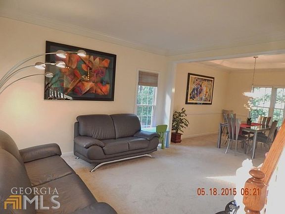 Formal Living Room!!