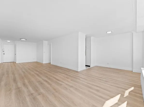 10 Huron Avenue image 6 of 33