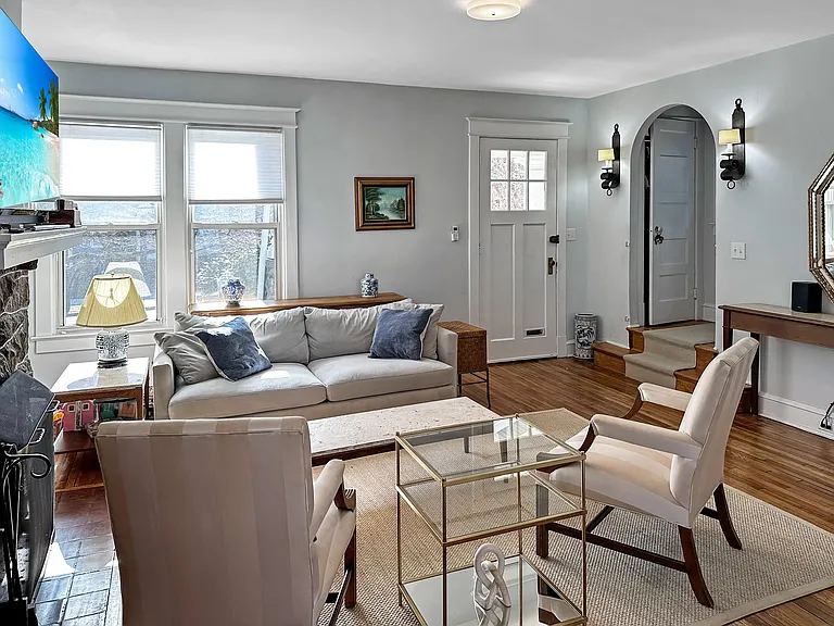 1209 Gallatin St NW — Photo 4
