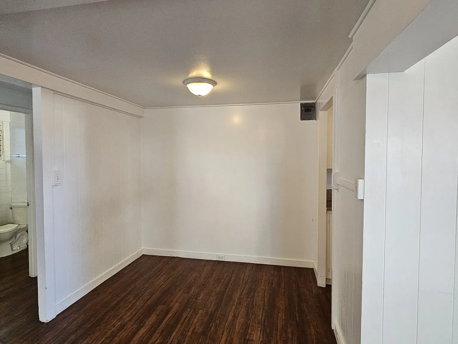 Studio, 400 sqft, $1,600 — Photo 4