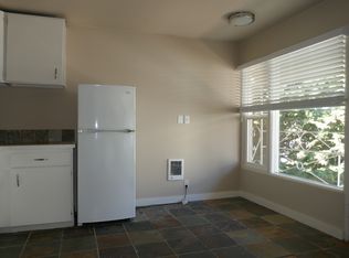 224 14th Ave E #B25, Seattle, WA 98112