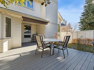 15 NE Millrise Ln SW, Calgary, AB T2Y2C2
