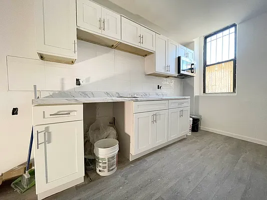 Rented by Coda Real Estate NYC | media 4