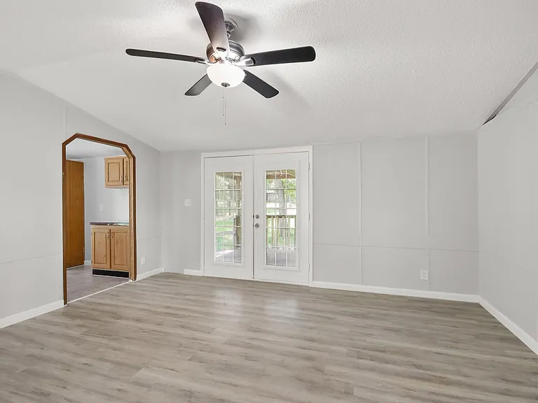 25494 Deepwood Dr #B — Photo 8