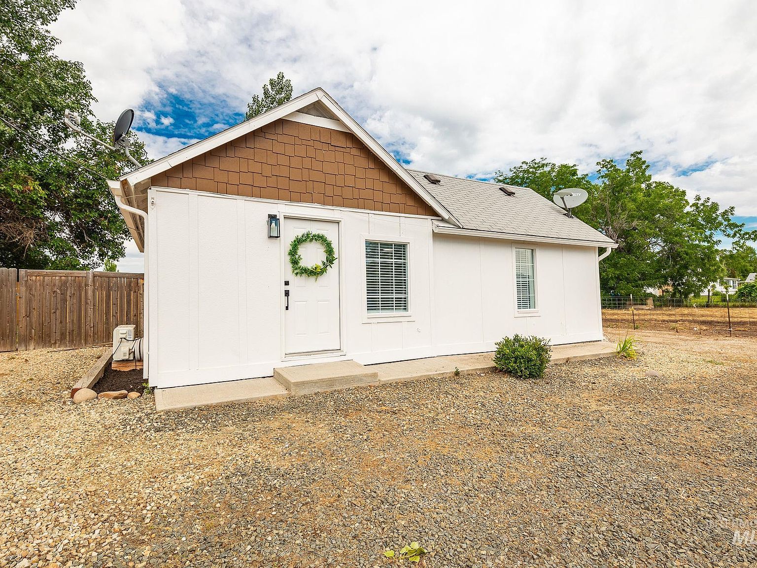 20569 Brown St, Greenleaf, ID 83626 Zillow