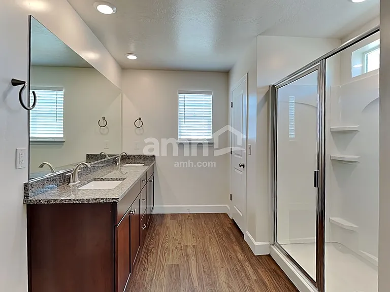 2401 E Wild Horse Way — Photo 12