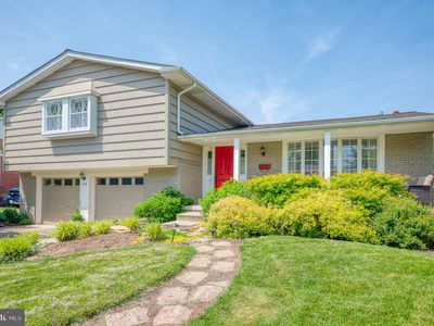 218 Solway Rd, Lutherville Timonium, MD, 21093