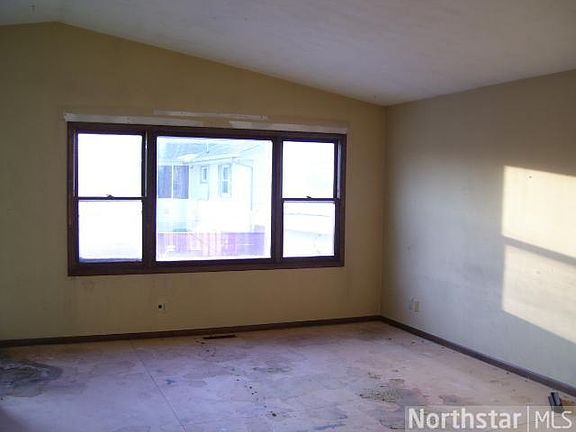 3rd image of 5433 Brookdale Dr N
