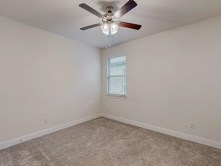 10925 Klondike Ln — Photo 25