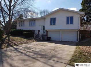 14742 Jefferson Cir, Omaha, NE 68137