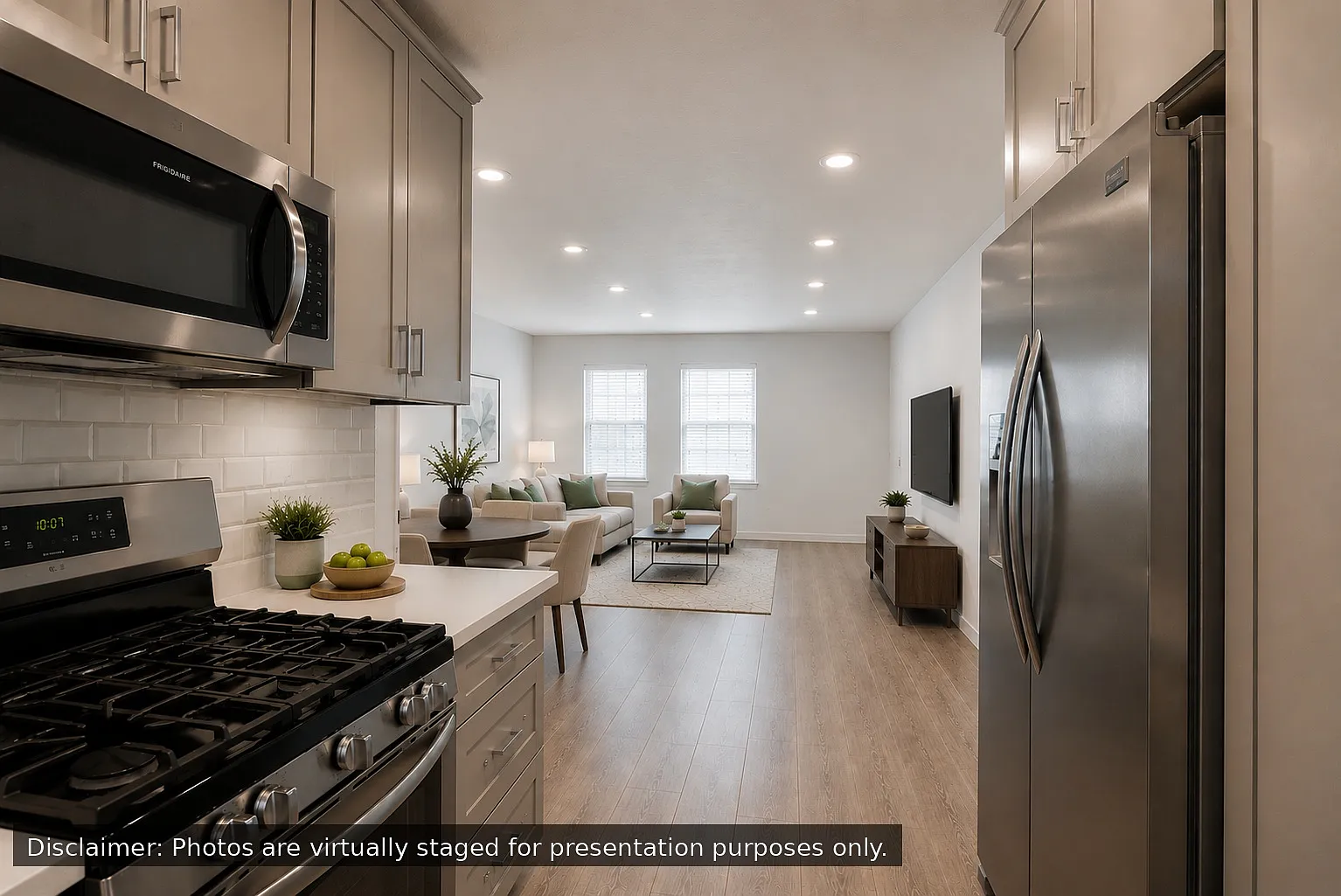 2 bed, 1000 sqft, $2,595 — Photo 3