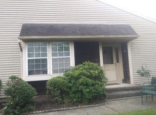 29 Rothwell Dr #A, Monroe Township, NJ 08831