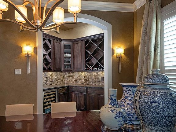 4th image of 51 W Loftwood Cir