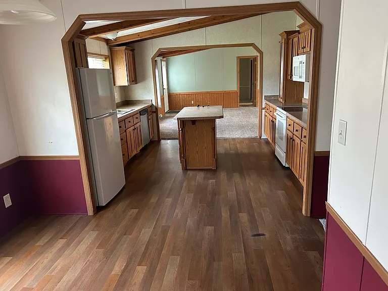 1499 W Wylie Ave — Photo 18