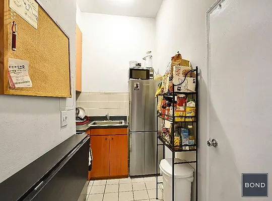 Rented by Bond New York | media 7