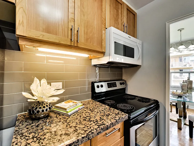 5 Elm Ave #217 — Photo 33
