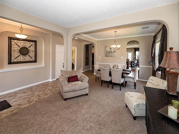 2nd image of 509 Redbridge Ln