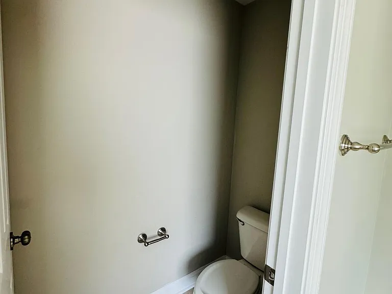 3913 Wedonia Dr — Photo 21
