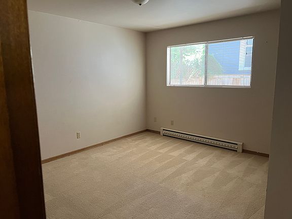 5th image of 1618 California Ave SW