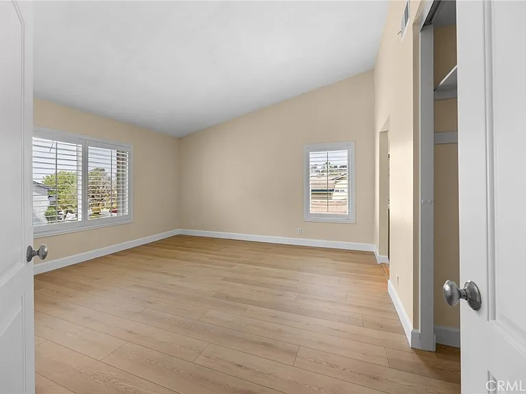23239 Forest Canyon Dr — Photo 16