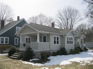 28 Henry St, Mansfield, MA 02048