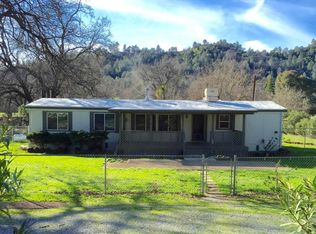 13846 Sandisle Dr, Redding, CA 96003