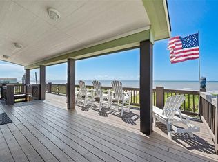 997 Austin Dr, Pt Bolivar, TX 77650