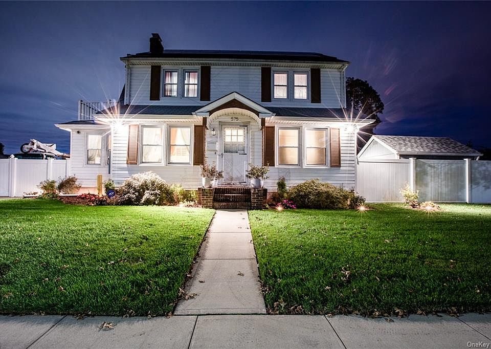 1st image of 575 Carman Ave