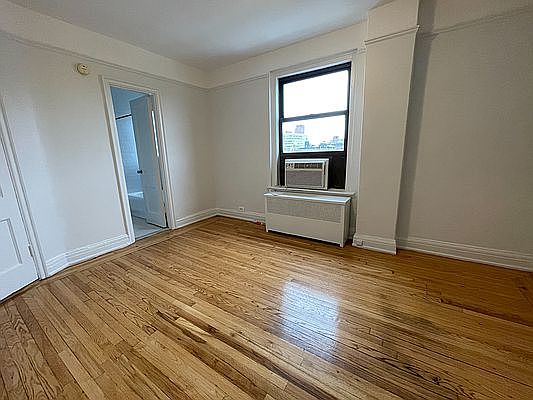 1st image of 215 W 83rd St APT 16E