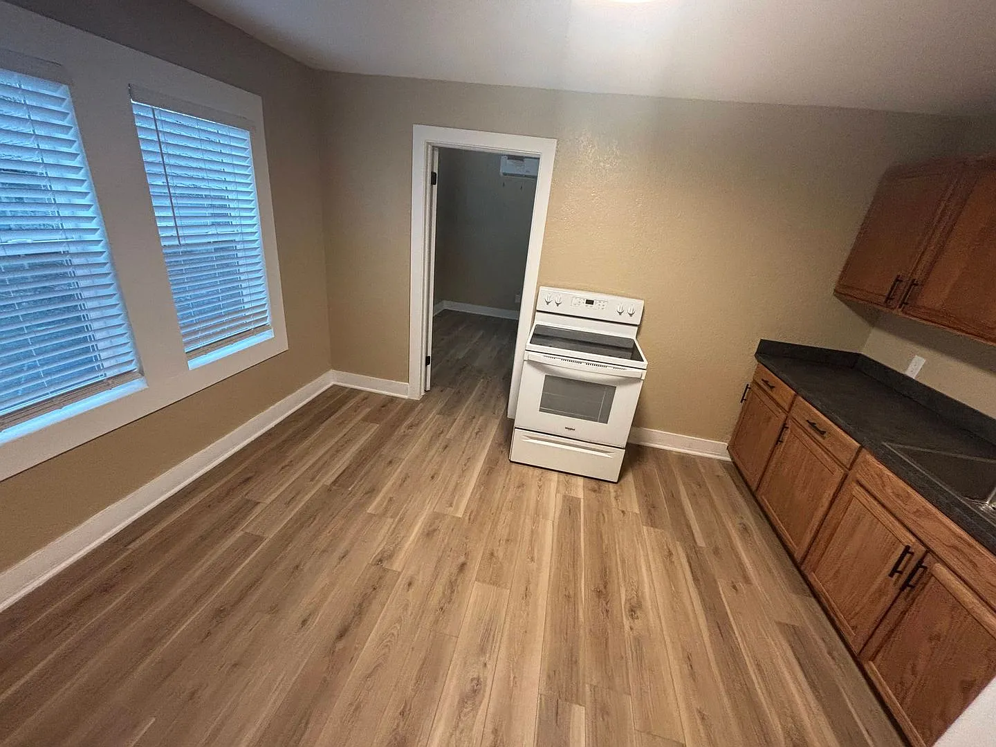 Miller Apartments — Photo 2