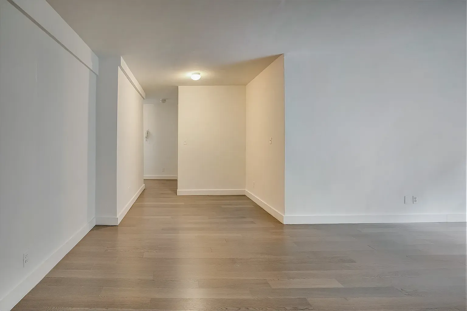 120 East 34th Street — Photo 4