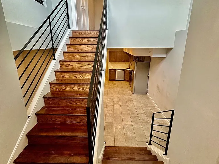 4811 Walnut St — Photo 10
